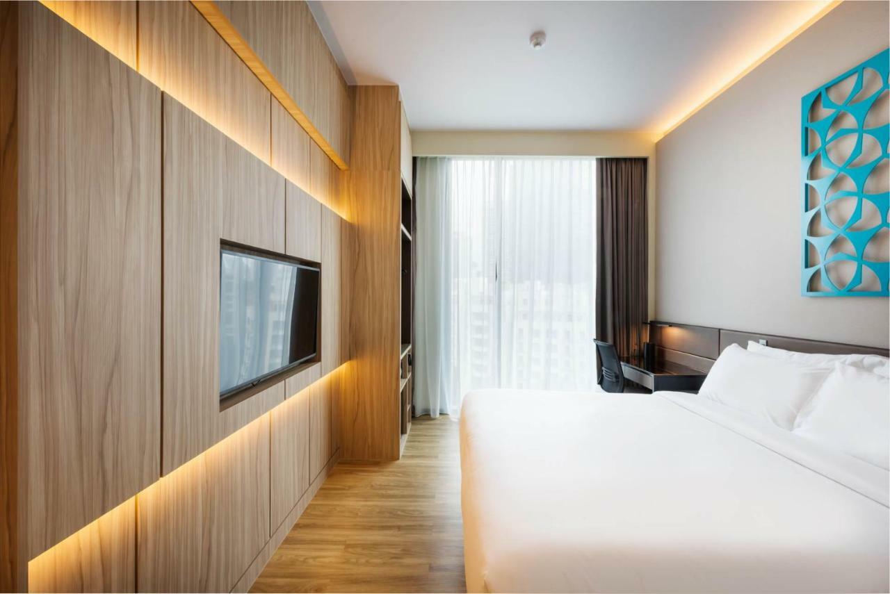 Deluxe Double Room Higher Floor Minibar,1739500853:JPEG